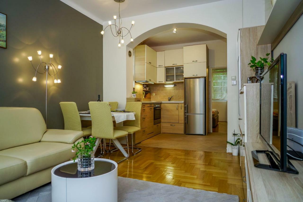 Yellow Bike Apartment Zagreb Ngoại thất bức ảnh
